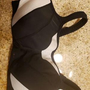 Parfait 40ddd sports bra, gently used